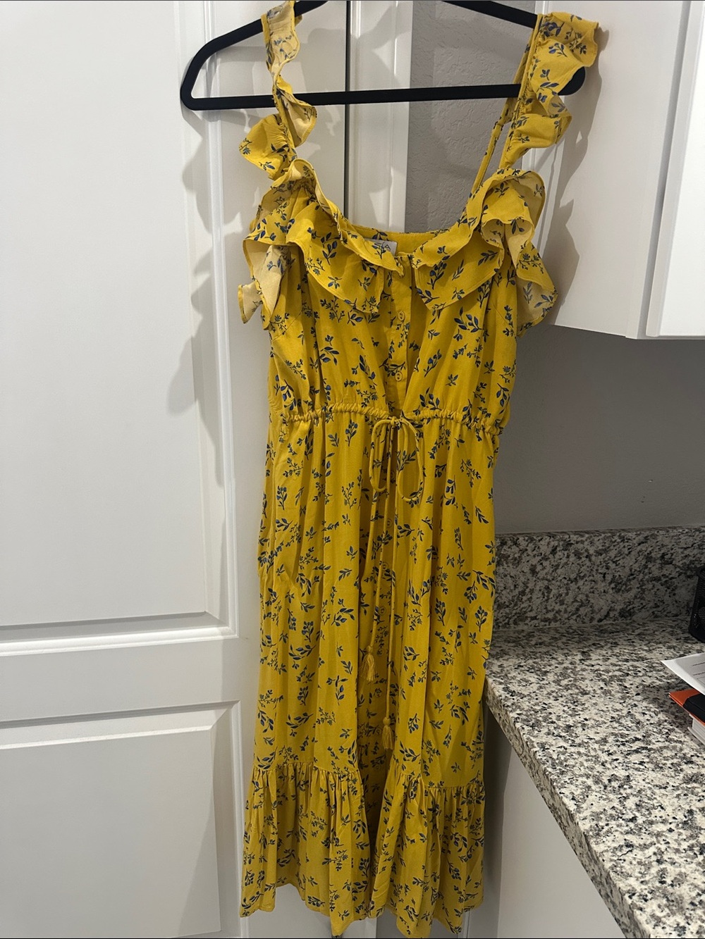 sofia by sofia vergara Yellow Floral Maxi Dress